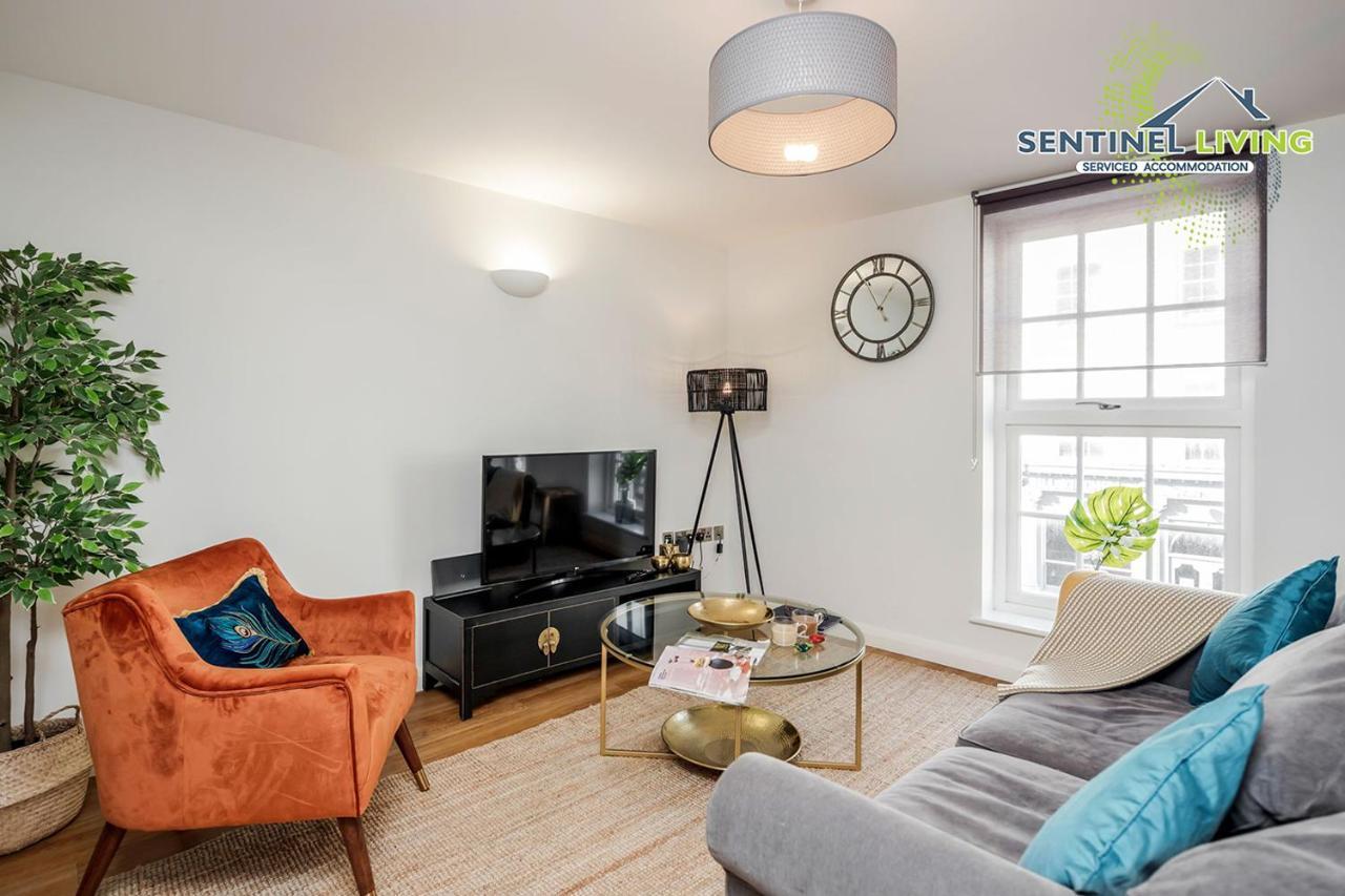 Windsor Flat 2 Bed By Sentinel Living With Free Wifi And Parking Leilighet Eksteriør bilde