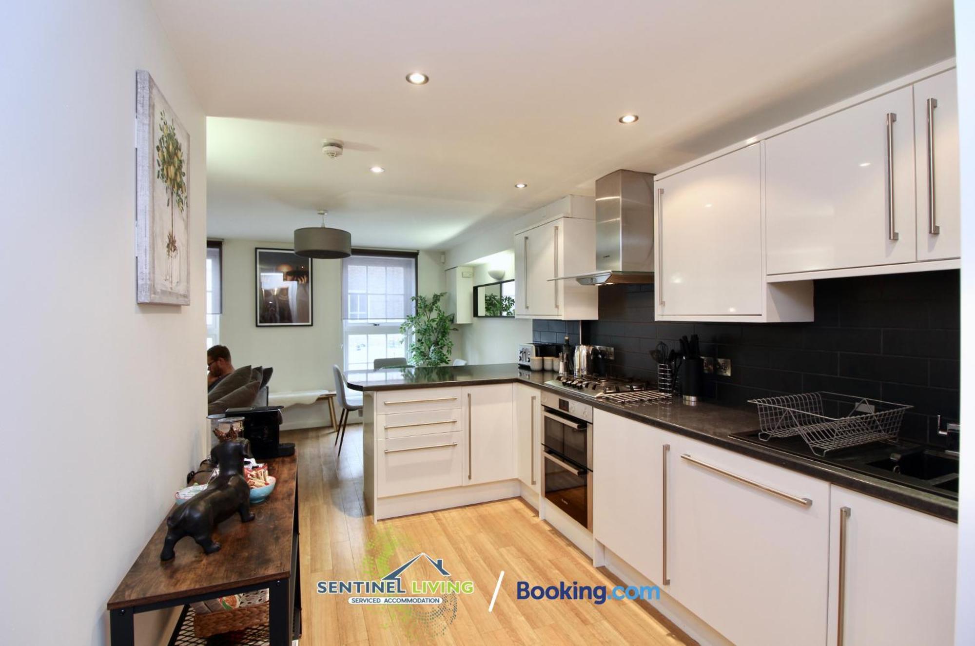 Windsor Flat 2 Bed By Sentinel Living With Free Wifi And Parking Leilighet Eksteriør bilde