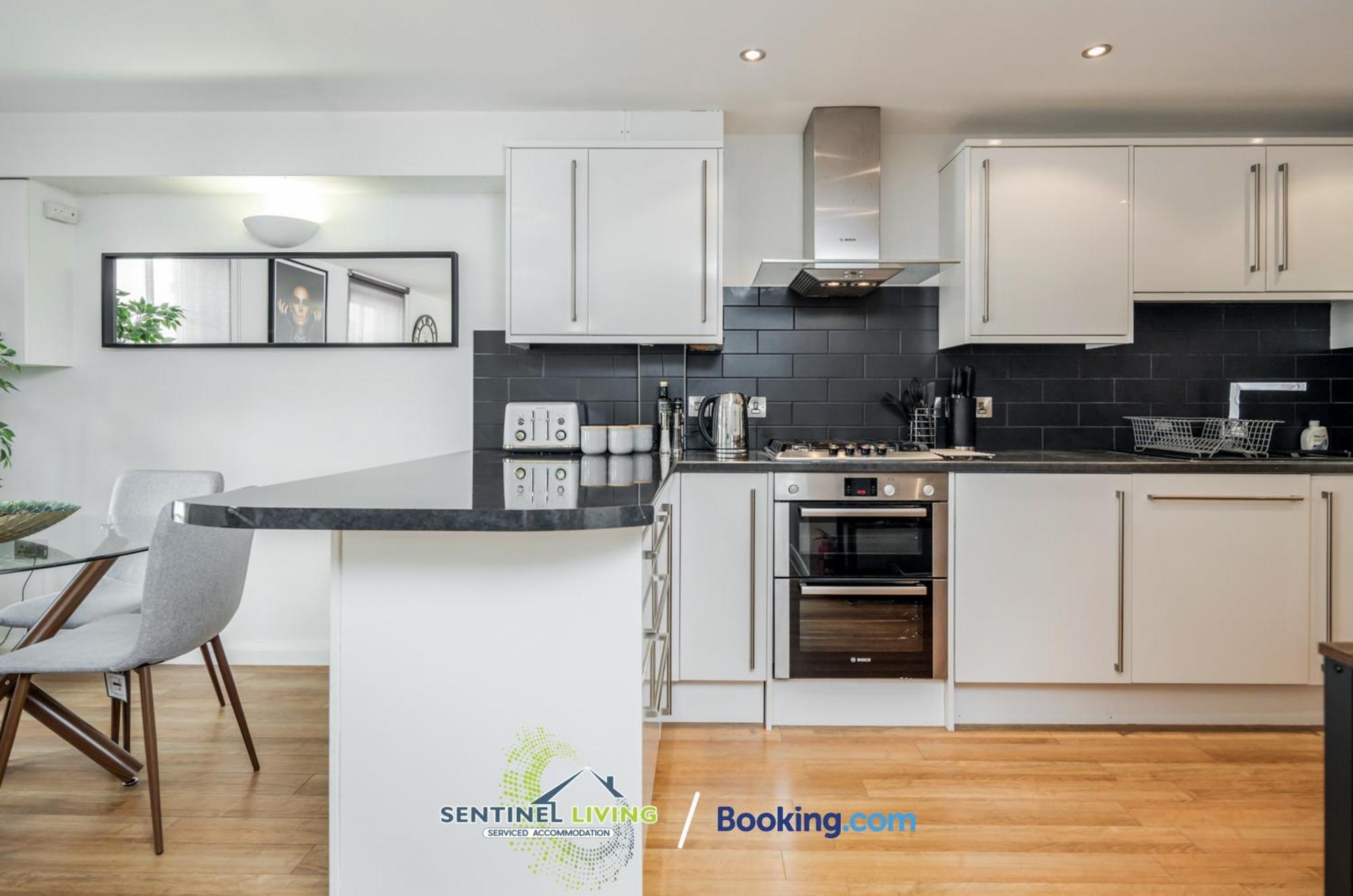 Windsor Flat 2 Bed By Sentinel Living With Free Wifi And Parking Leilighet Eksteriør bilde