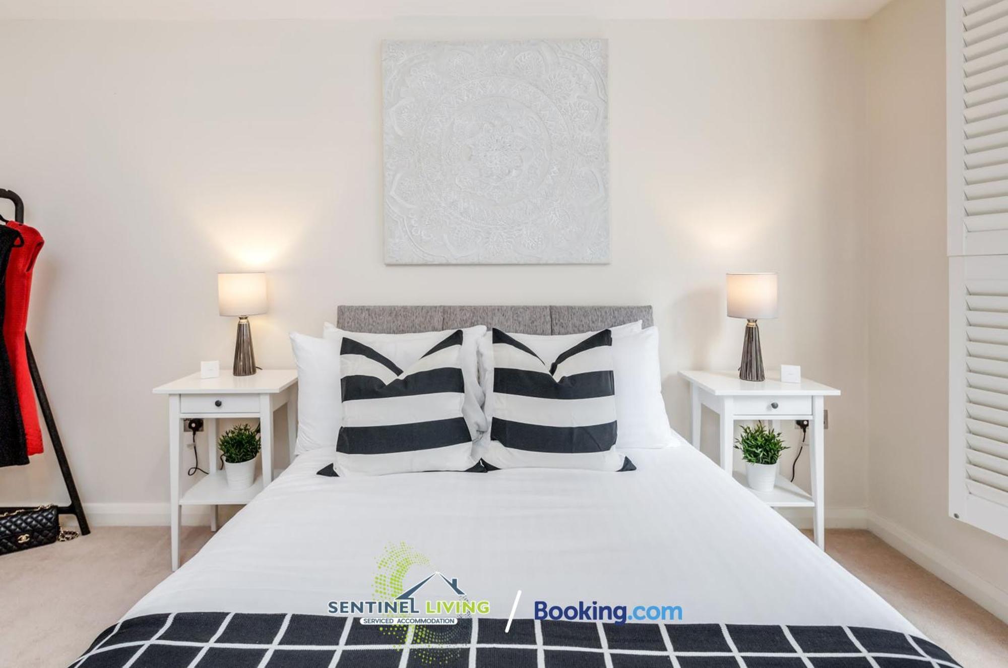 Windsor Flat 2 Bed By Sentinel Living With Free Wifi And Parking Leilighet Eksteriør bilde