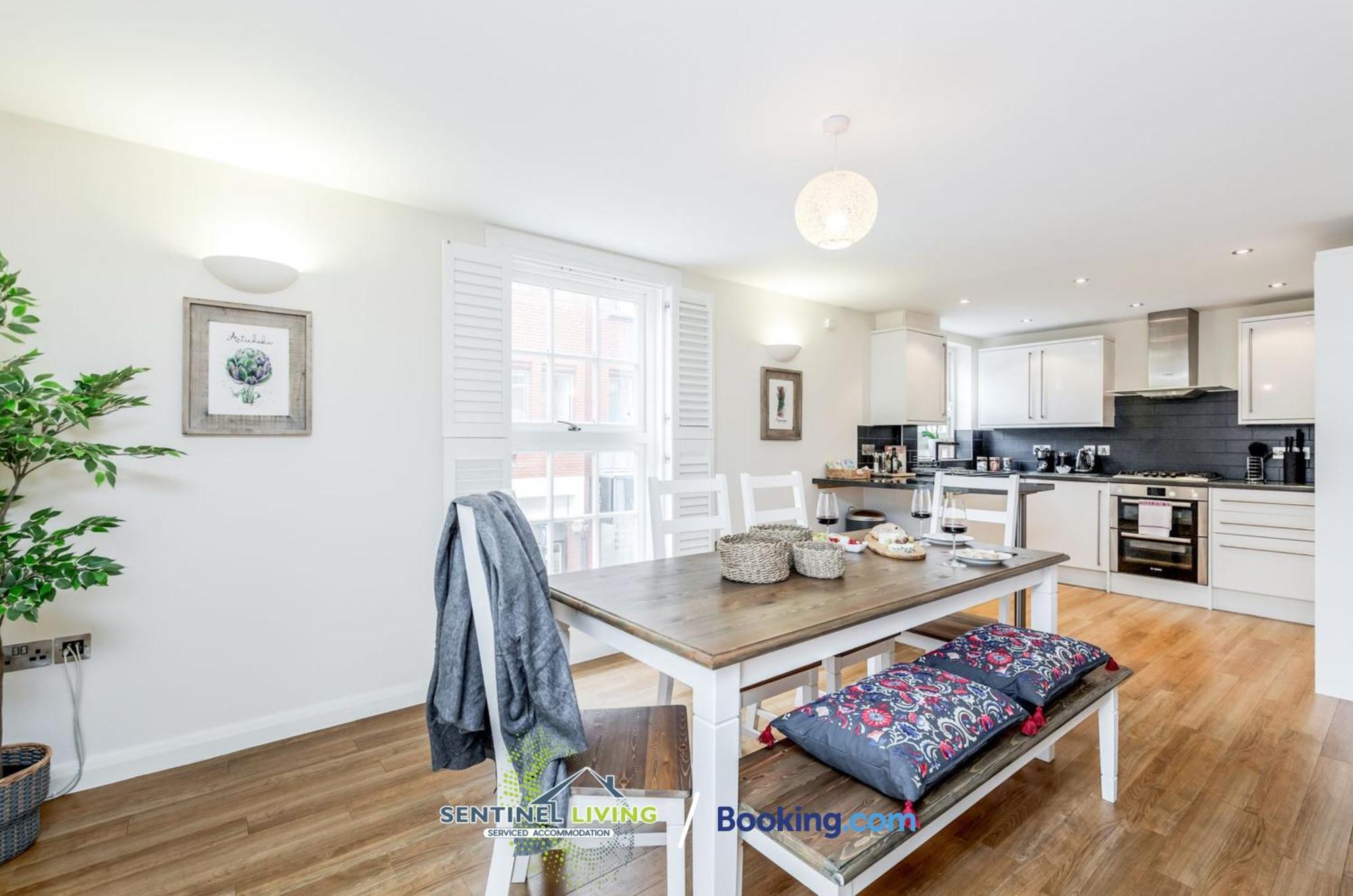 Windsor Flat 2 Bed By Sentinel Living With Free Wifi And Parking Leilighet Eksteriør bilde