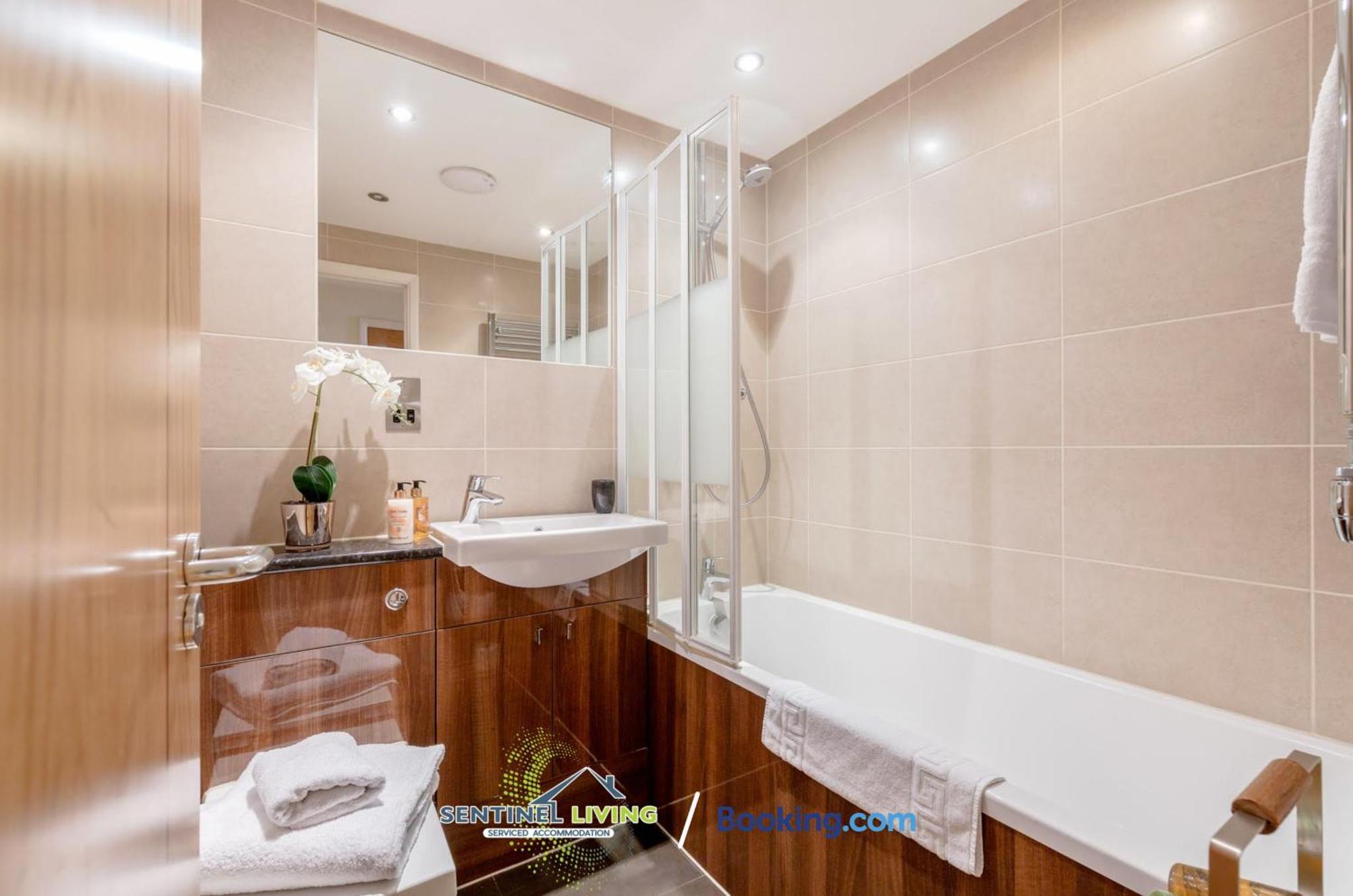 Windsor Flat 2 Bed By Sentinel Living With Free Wifi And Parking Leilighet Eksteriør bilde