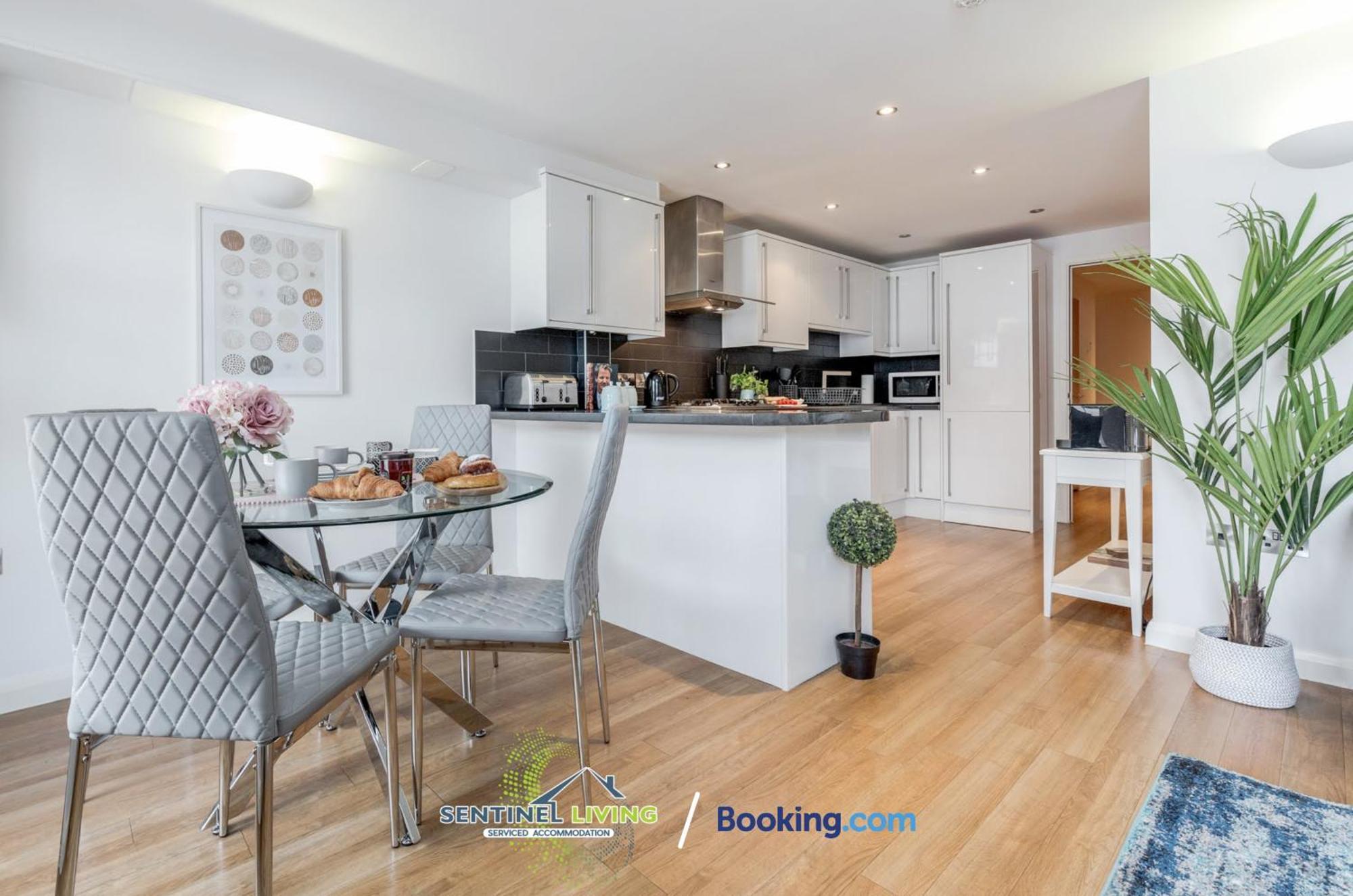 Windsor Flat 2 Bed By Sentinel Living With Free Wifi And Parking Leilighet Eksteriør bilde